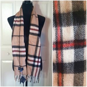 Ballantrae Edinburgh 100% Lambswool Plaid Scarf